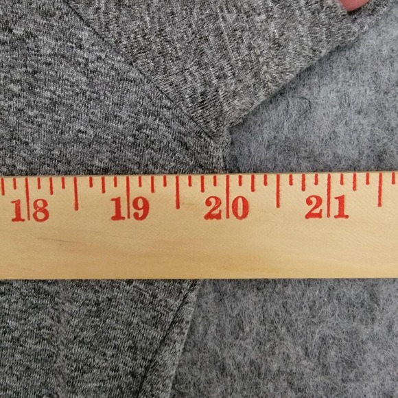 Nike Shirt Mens Large Gray Dri-FIT The Nike Tee Swoosh Athletic Running Training - Picture 6 of 8